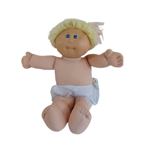 Vtg Cabbage Patch Doll  1978-1982 Coleco Signed Bottom Hong Kong 16" - Picture 1 of 7